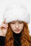Sombrero o gorro de piel ecológica