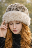 Sombrero o gorro de piel ecológica