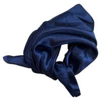 Pañuelo o colilla de seda .