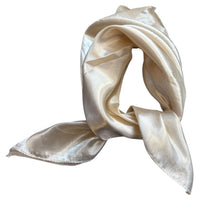 Pañuelo o colilla de seda .